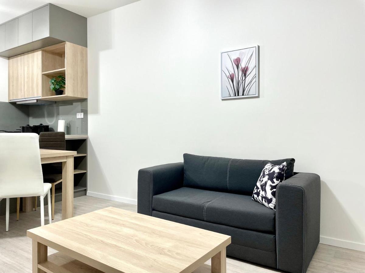 Central Stay Bratislava Buitenkant foto